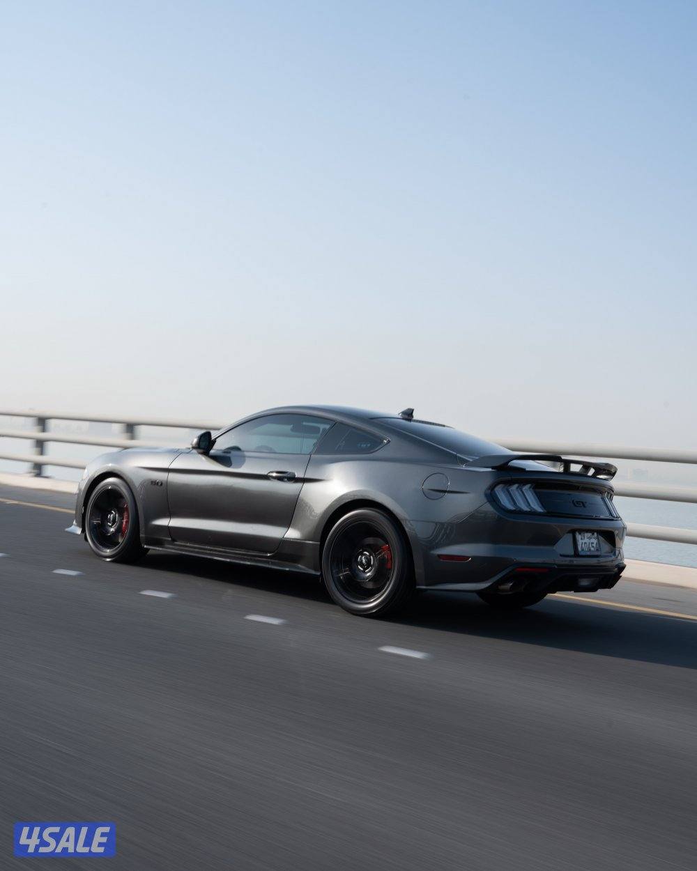 للبيع موستنق ٢٠٢٠5.0 شرط الفحص قير ومكينة وشاصي2