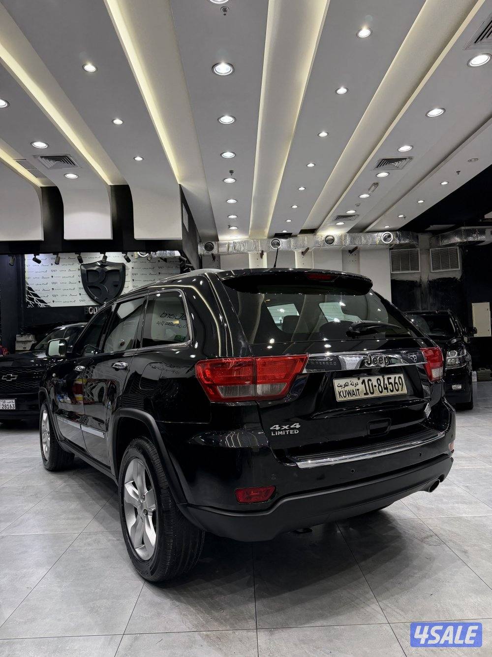 جراند شيروكي ليمتد2