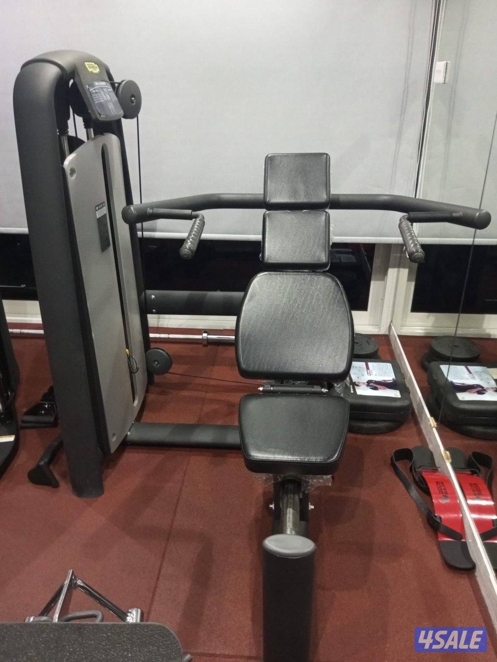 Techno gym جهاز للأكتاف و الصدر0