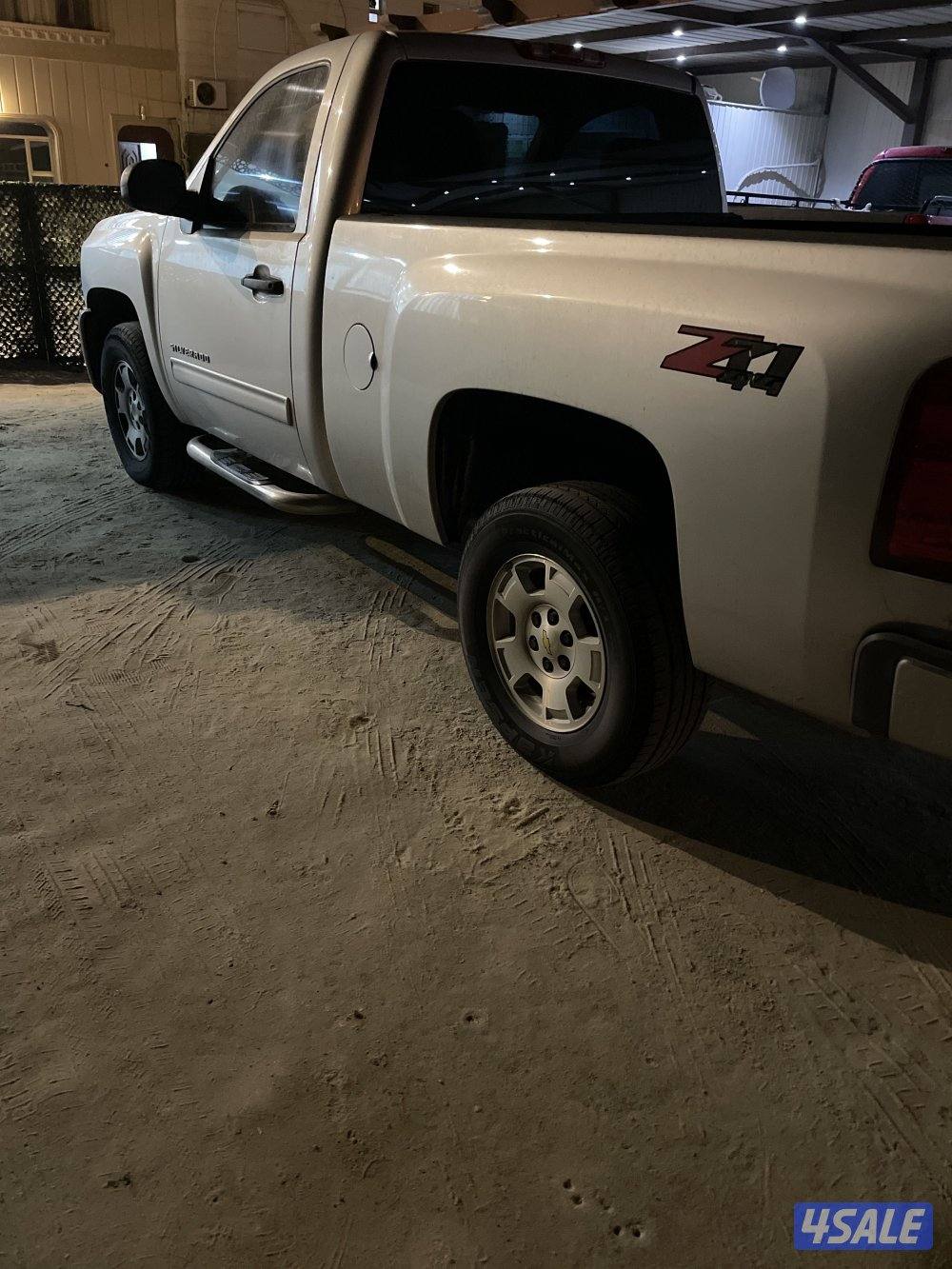 للبيع سلفرادو موديل 2012 شرط الفحص0