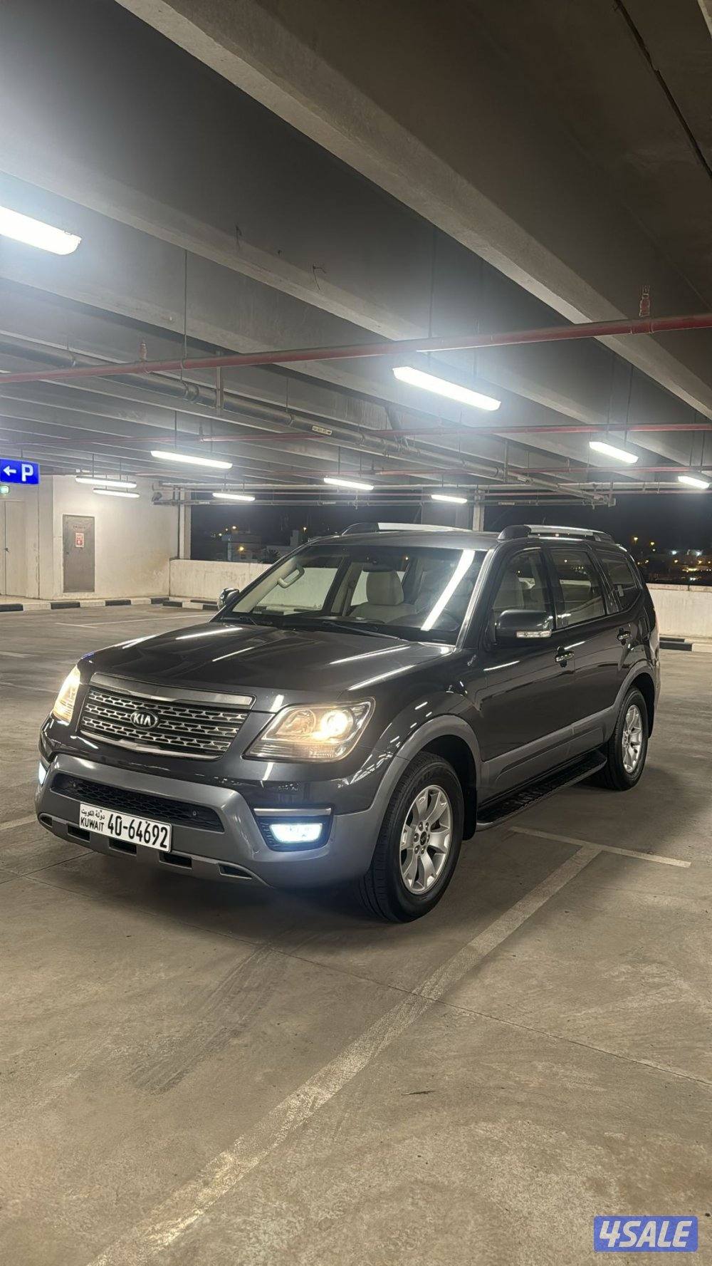 خالي من الحوادث والاصباغ موديل 2018  عداد الممشى 177 ألف0