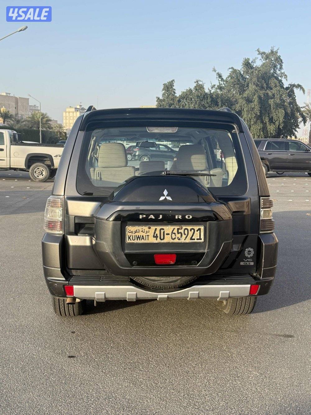 للبيع باجيرو ٢٠١٧ شرط الفحص6