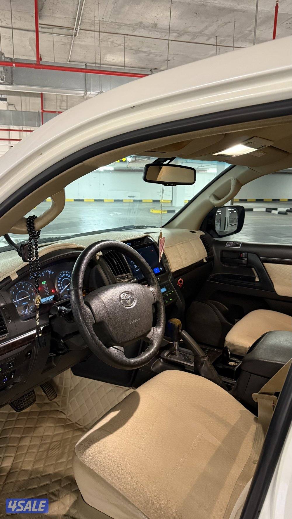 لاندكروزر 2010 6 سلندر8