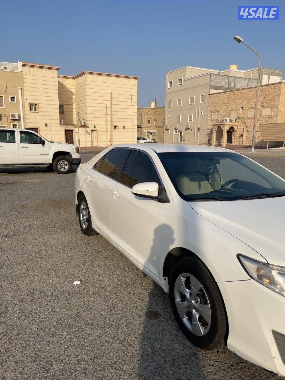 للبيع كامري 20140