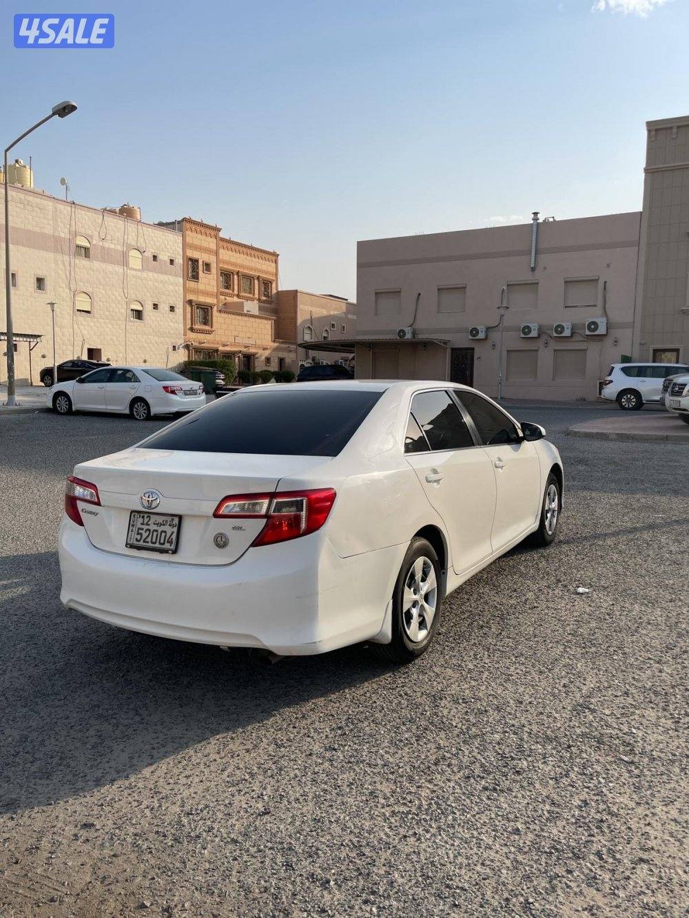 للبيع كامري 20141