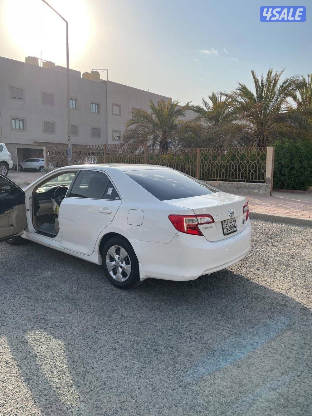 للبيع كامري 20142