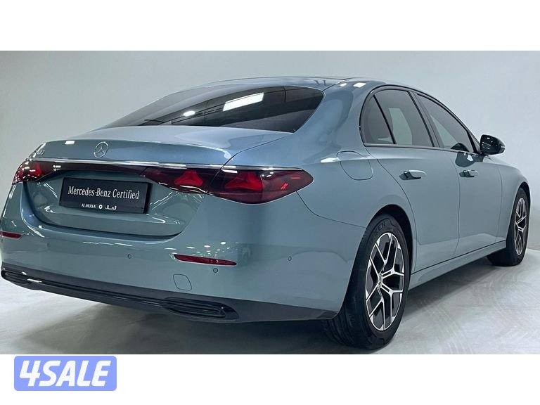 Mercedes-Benz E-Class7