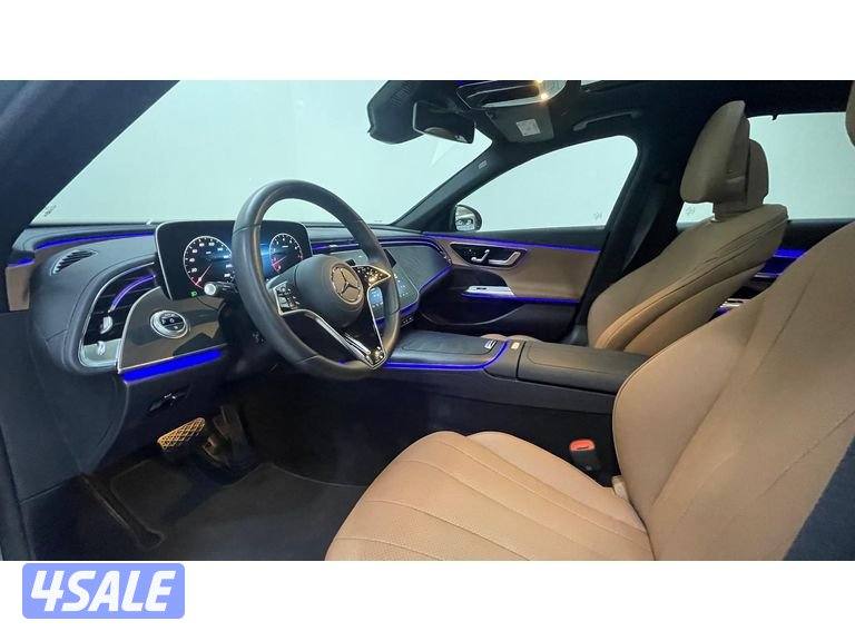 Mercedes-Benz E-Class10