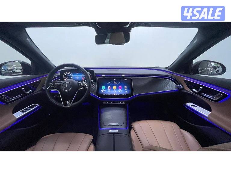 Mercedes-Benz E-Class11