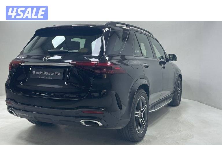 Mercedes-Benz GLE SUV7