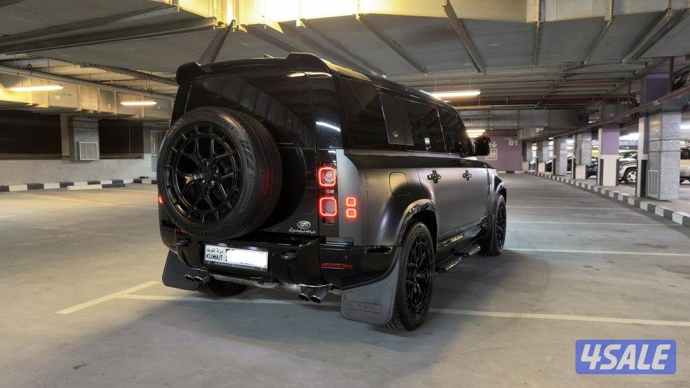 ديفيندر V8 carpathian edition 1102