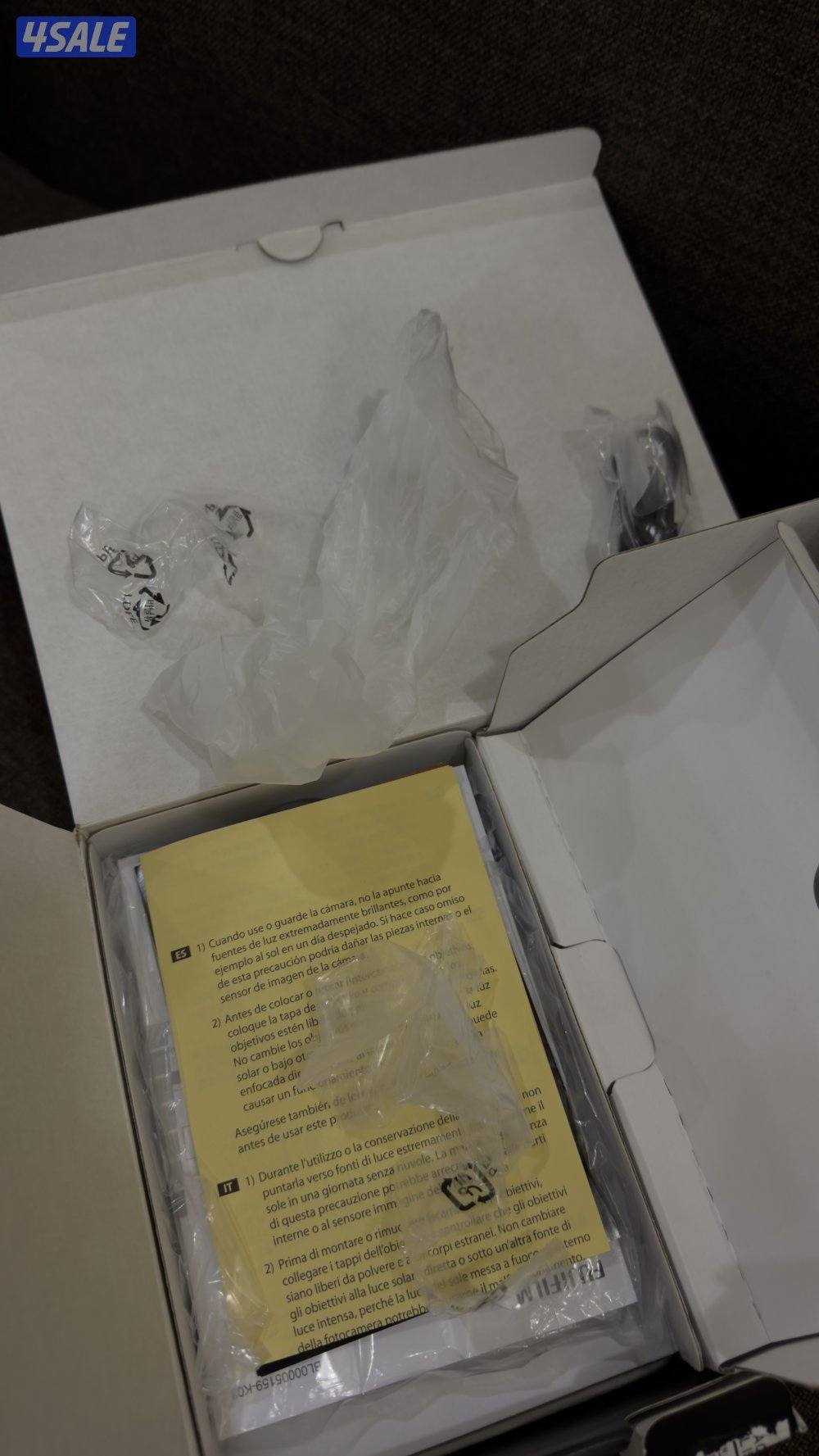 للبيع كامرة fujifilmx-t30 ii مستخدمه مره واحده فقط مجربها بس4