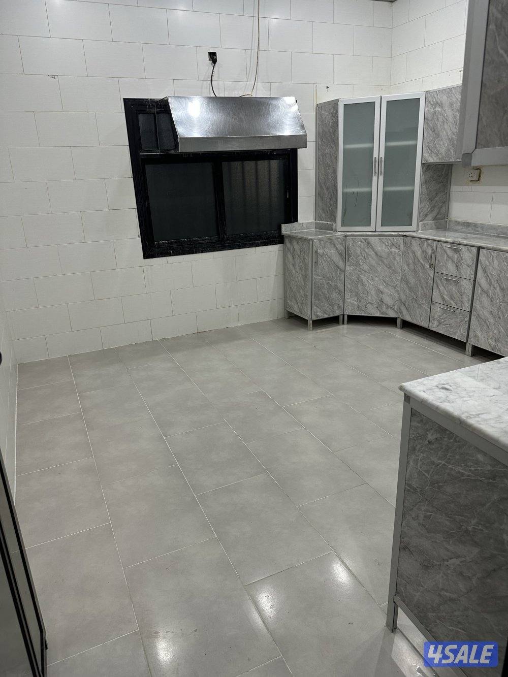 للأيجار دور ارضي بسلوئ1