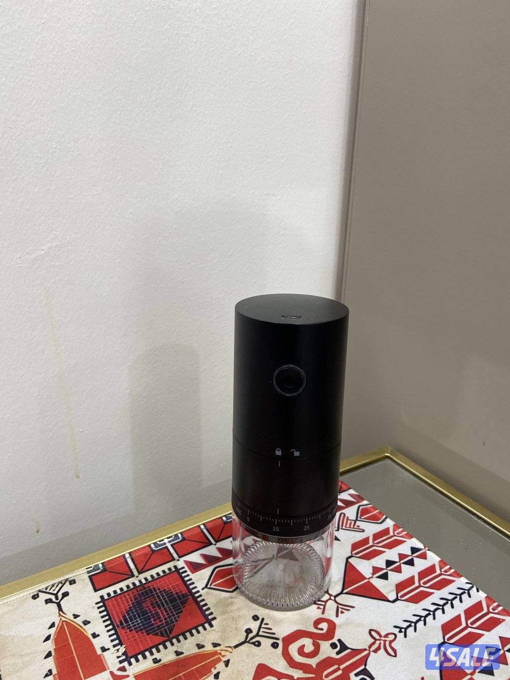 عدة قهوه v60 كاملة مع مطحنه كهربائية وجنطة2