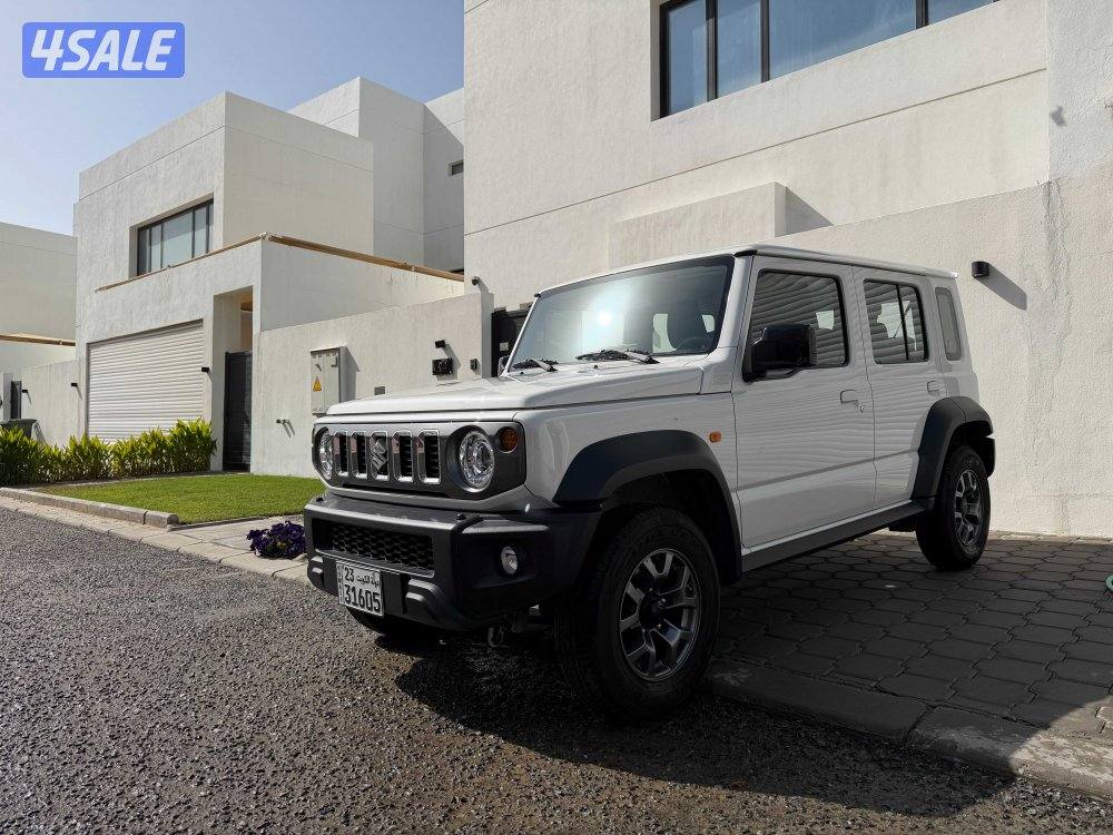 2025 Suzuki Jimny - Like New15