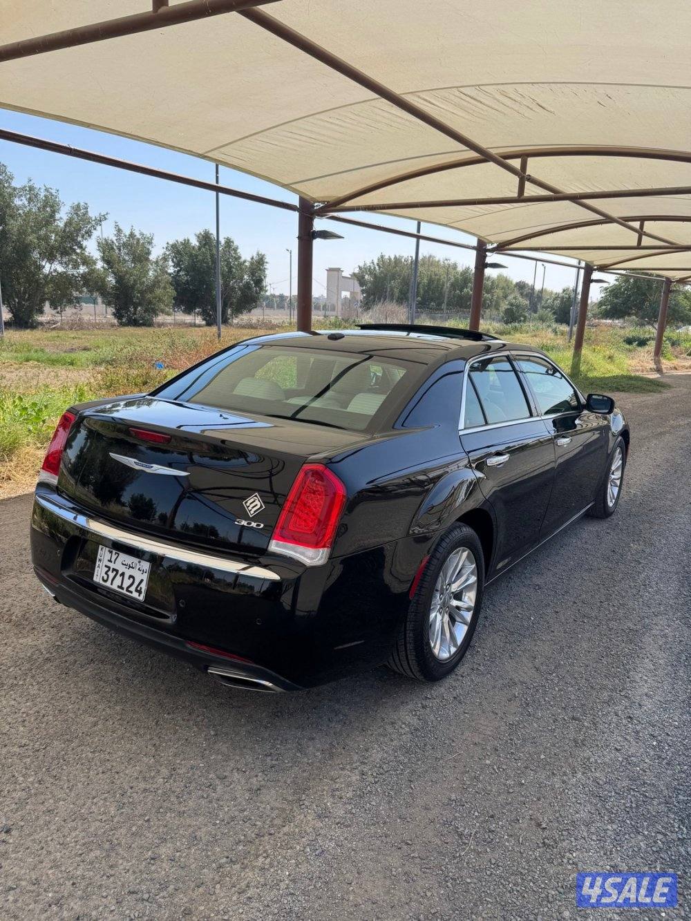 كرايسلر 300 فل كامل1