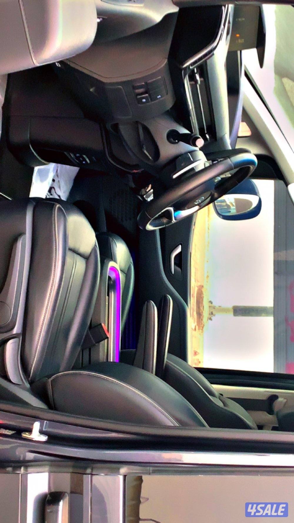 للبيع هونداي (ستاريا)  شرط الفحص حالتها ممتازه فل ابشن ماشي 111