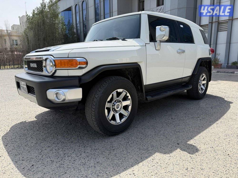 تويوتا FJ 20230