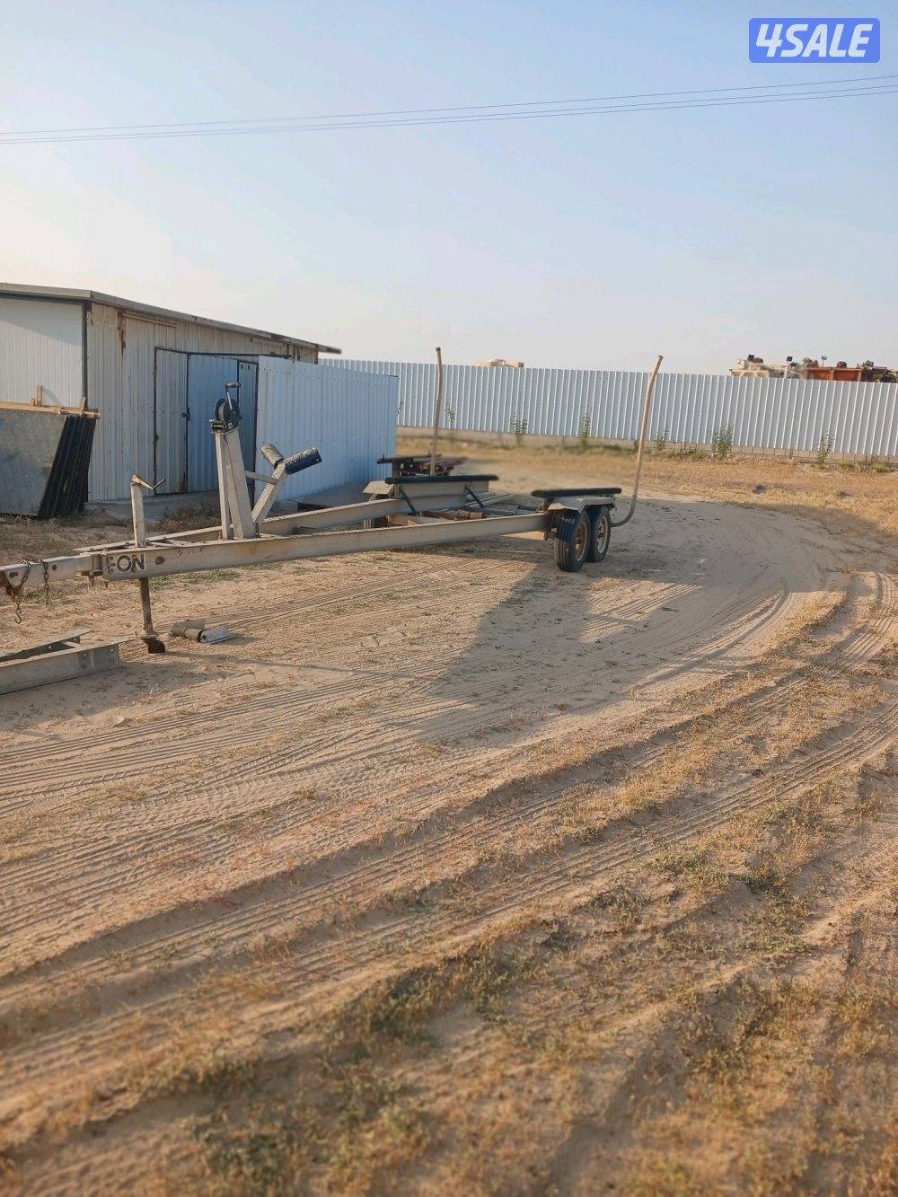 عربانة كلها المنيوم يركب عليها من ٢٤ لغاية ٢٨ ولها وصلة يركب لغاية ٣١6