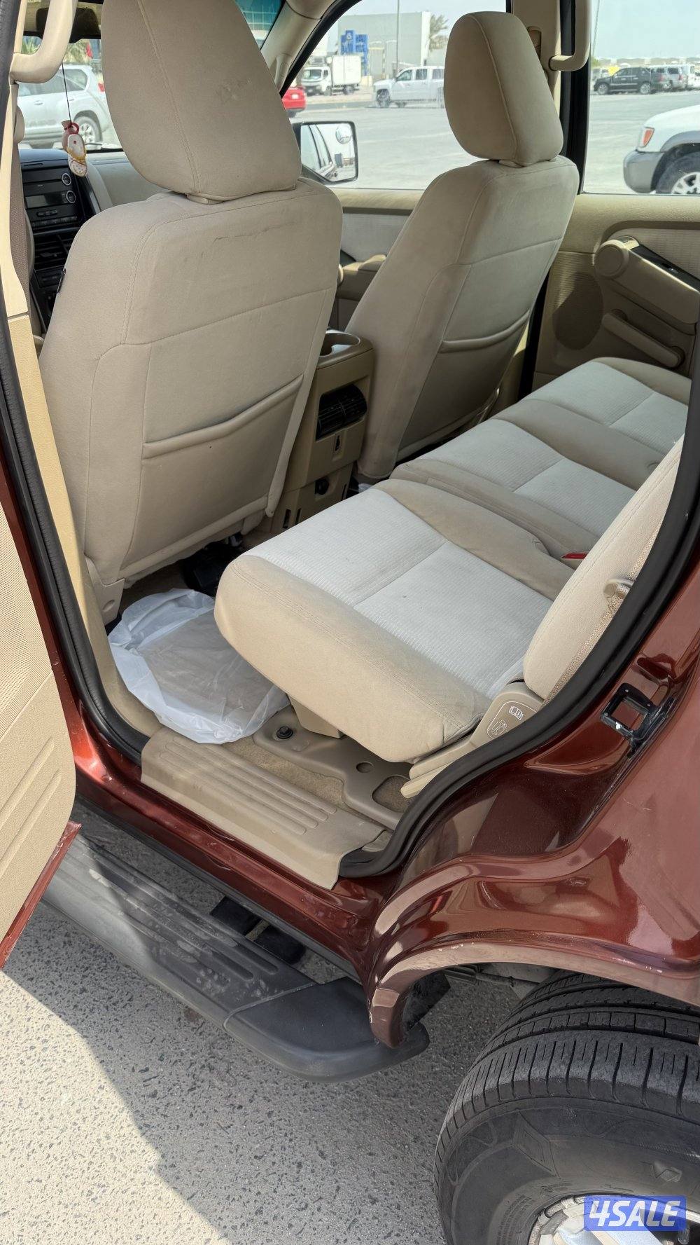 فورد اكسبلورر 2010 نظيفه صبغ الوكاله6