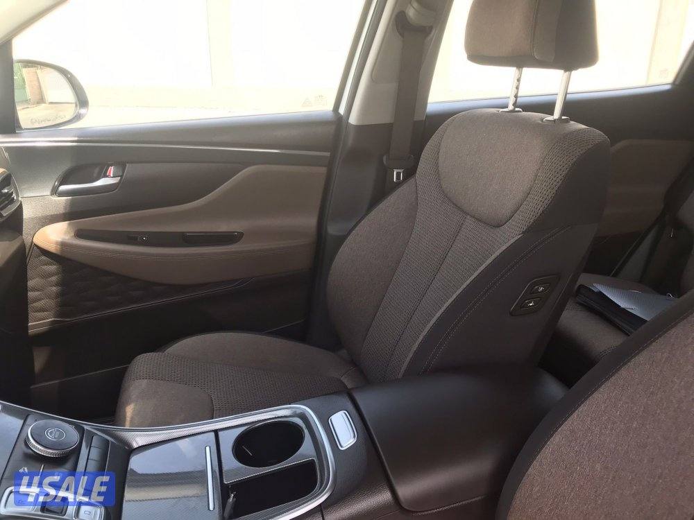 للبيع سيارة هيونداي 2023 سنتافي ممتازة جدًا3