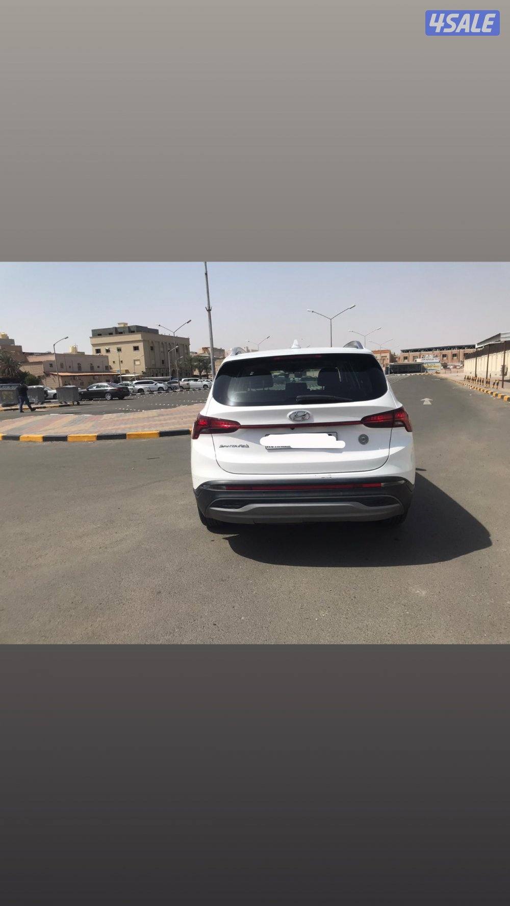للبيع سيارة هيونداي 2023 سنتافي ممتازة جدًا9