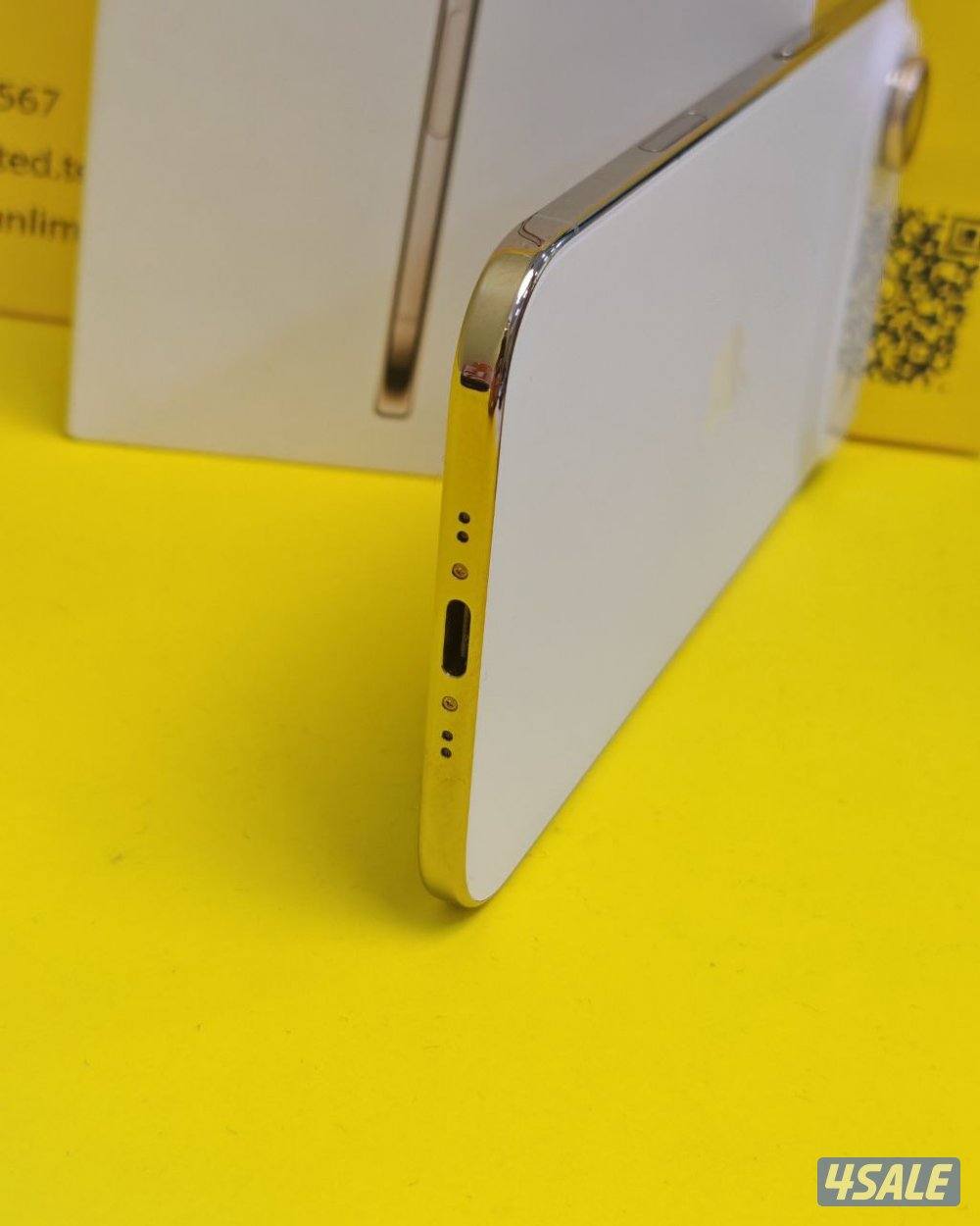 ايفون 17 اير – 512 جيجا – ذهبي فاتح  نسبة البطارية 100% مستعمل كالجديد8