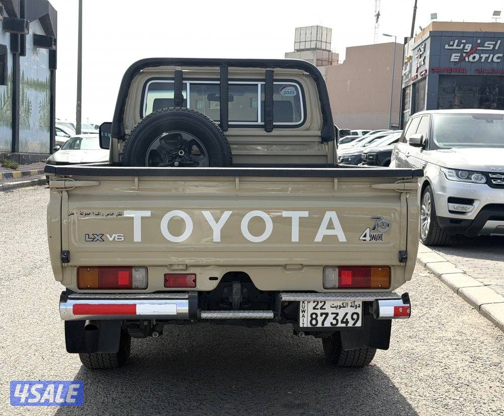 وانيت لاندكروزر 2025 الساير (قير اوتوماتيك) تحت الكفالة5