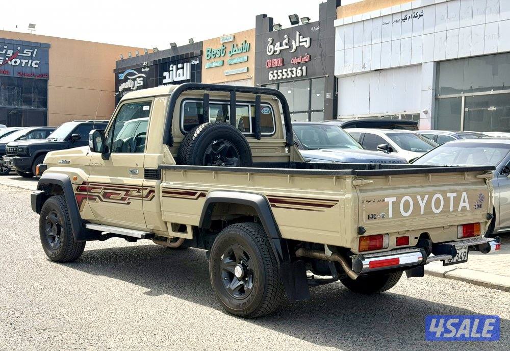 وانيت لاندكروزر 2025 الساير (قير اوتوماتيك) تحت الكفالة6