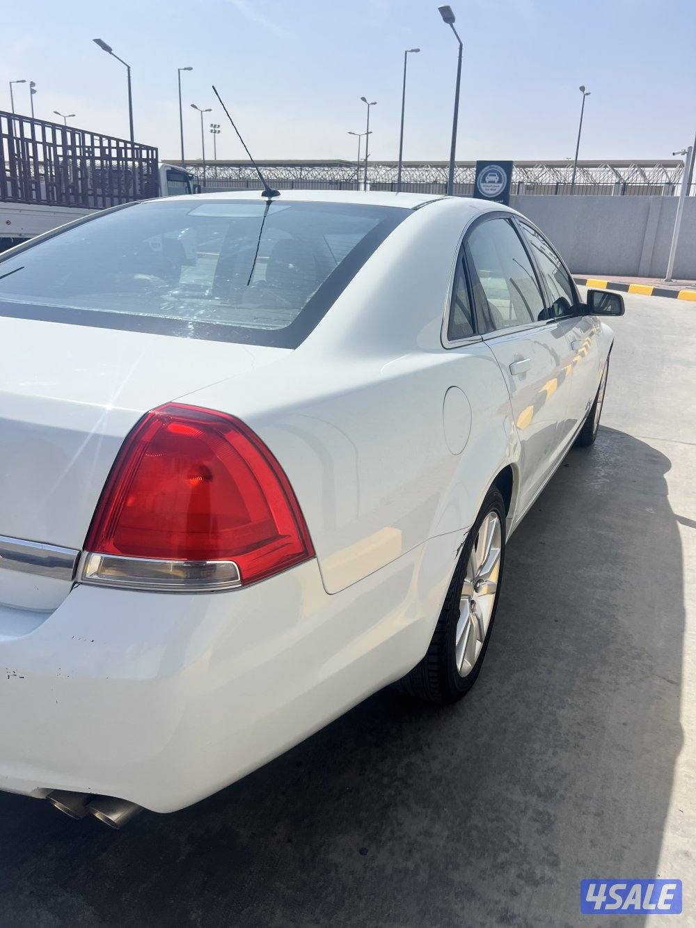 للبيع كابرس 2015 ال اس 8 سلندر صبغ وكاله وارد الغانم ماشيه 200 فقط2