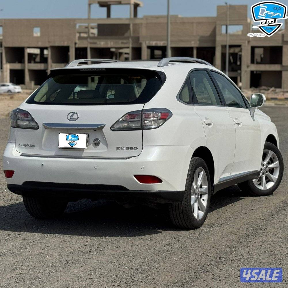 لكزس RS35010