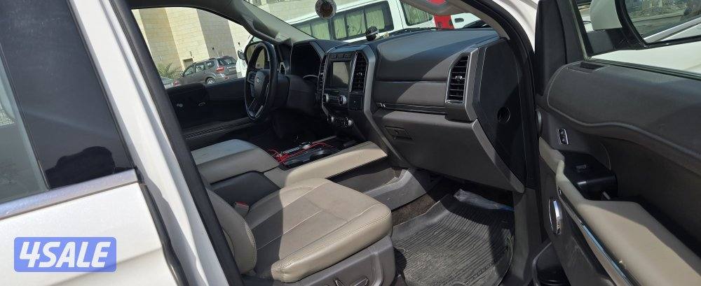 للبيع فورد اكسبدشن 2018 FX4 مع دبل7