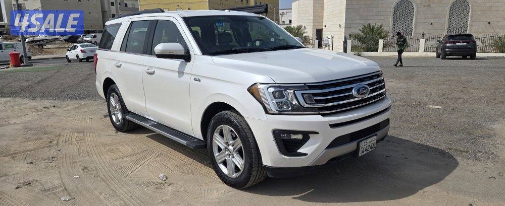 للبيع فورد اكسبدشن 2018 FX4 مع دبل11