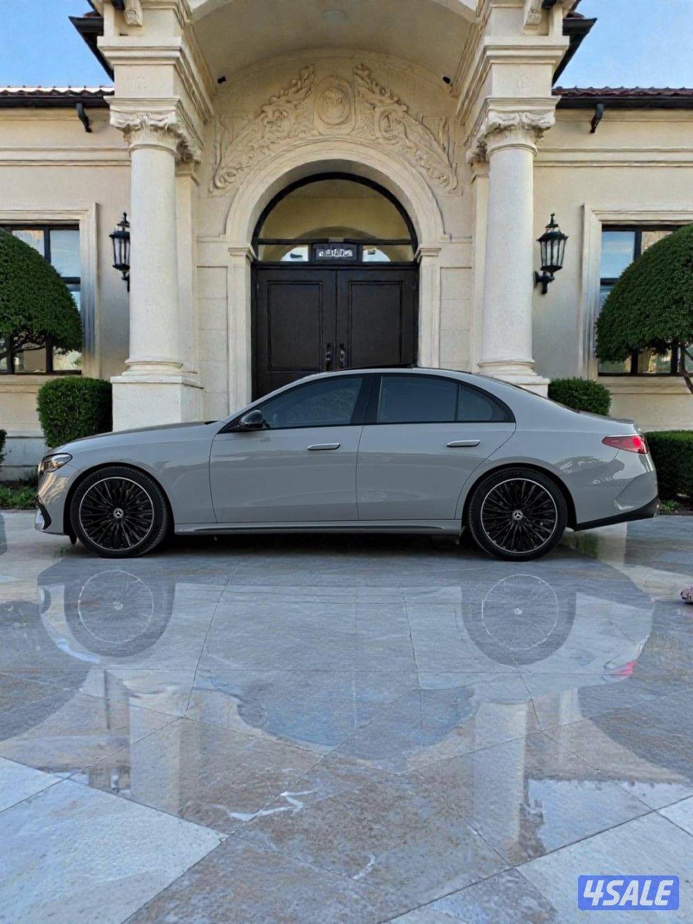 📍مرسيدس E200 - م٢٠٢٤ - عداد ٢١ الف - وارد الملا - صبغ وكالة 📍4