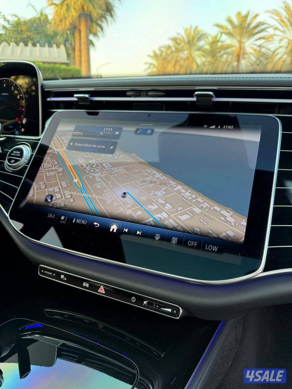 📍مرسيدس E200 - م٢٠٢٤ - عداد ٢١ الف - وارد الملا - صبغ وكالة 📍15