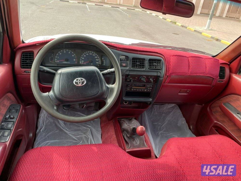 هايلكس 2000 م9