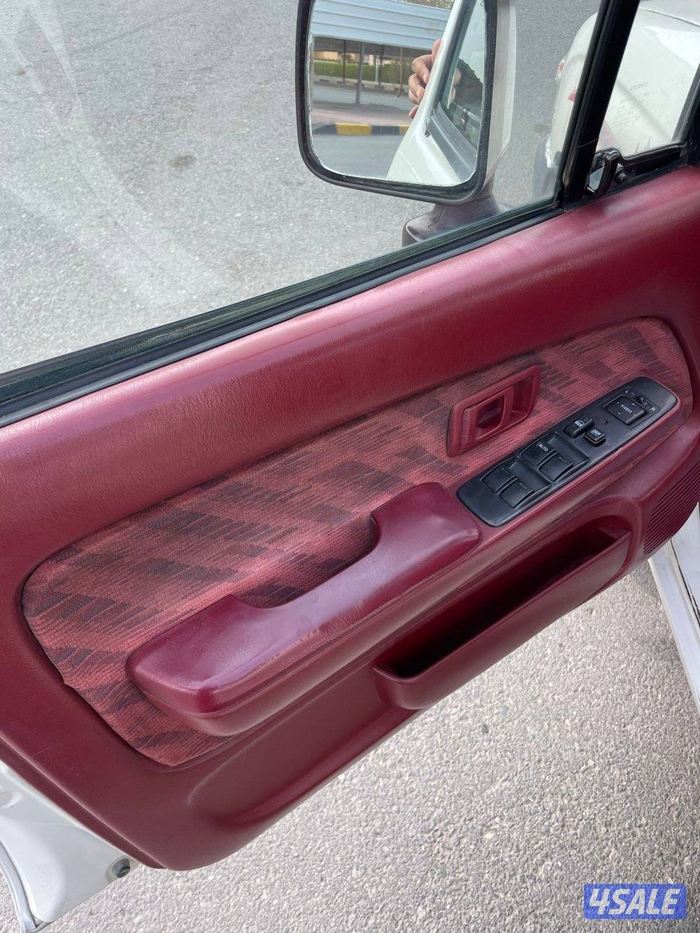 هايلكس 2000 م13