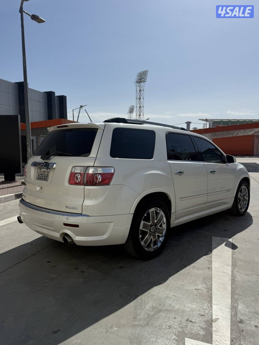 للبيع اكاديا دينلي3