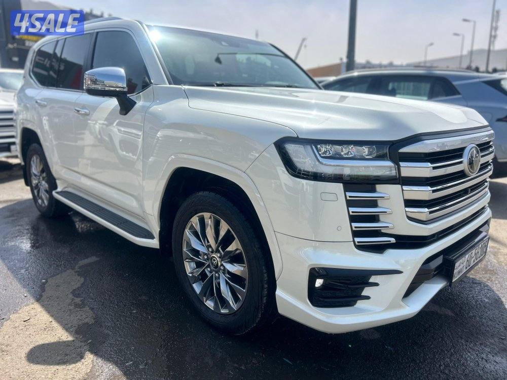 لاند كروزر VX.R AEROs
twin turbo.V6 
موديل 2022
ماشى 72.000 k.m1