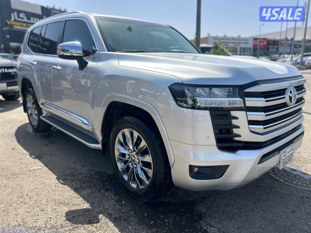 تويوتا لاند كروزر GX.R-V6
موديل 2024
ماشى 26.000 k.m 
وارد الساير.1