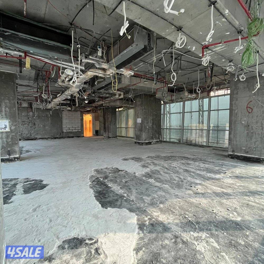 دور كامل تجاري للإيجار في القبلة .2