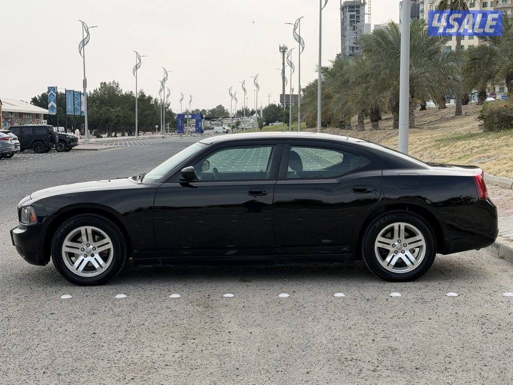 للبيع دوج تشارجر شرط الفحص عداد 195 الف بحاله نادره2