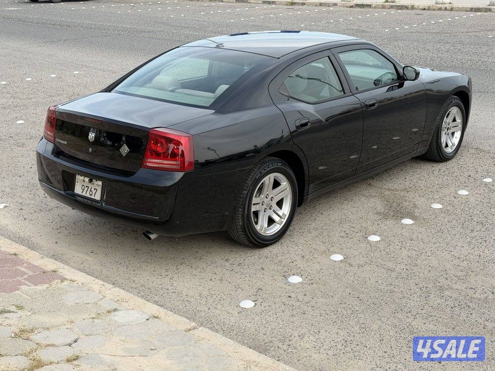 للبيع دوج تشارجر شرط الفحص عداد 195 الف بحاله نادره5