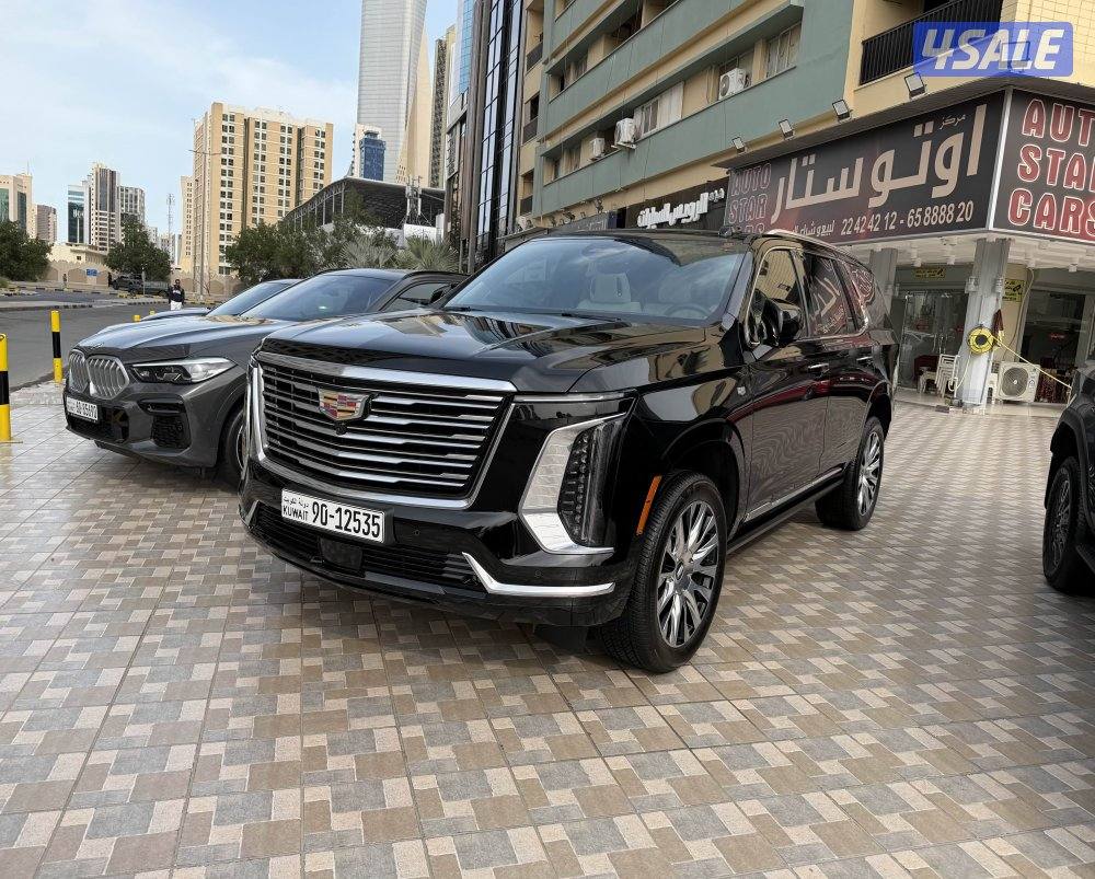 إسكاليد بلاتنيوم 2025 عداد 8 الاف كفالة وسيرفيس كامل المواصفات0