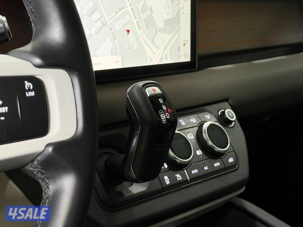 ديفندر SE P400 وكالة تحت الكفالة موديل ٢٠٢٢ عداد ١٢٢ الف كيلو8