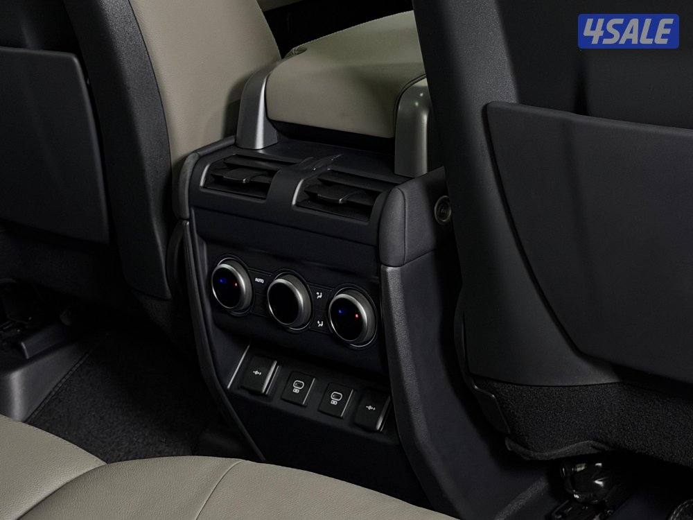 ديفندر SE P400 وكالة تحت الكفالة موديل ٢٠٢٢ عداد ١٢٢ الف كيلو9