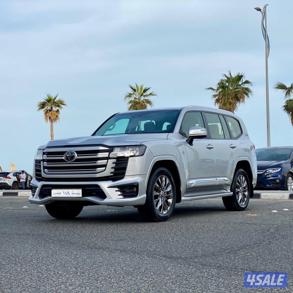 بيع🔺شراء🔺تثمين


للبيع لاندكروزر GXR Aero S
موديل 2022
عداد 220 الف1