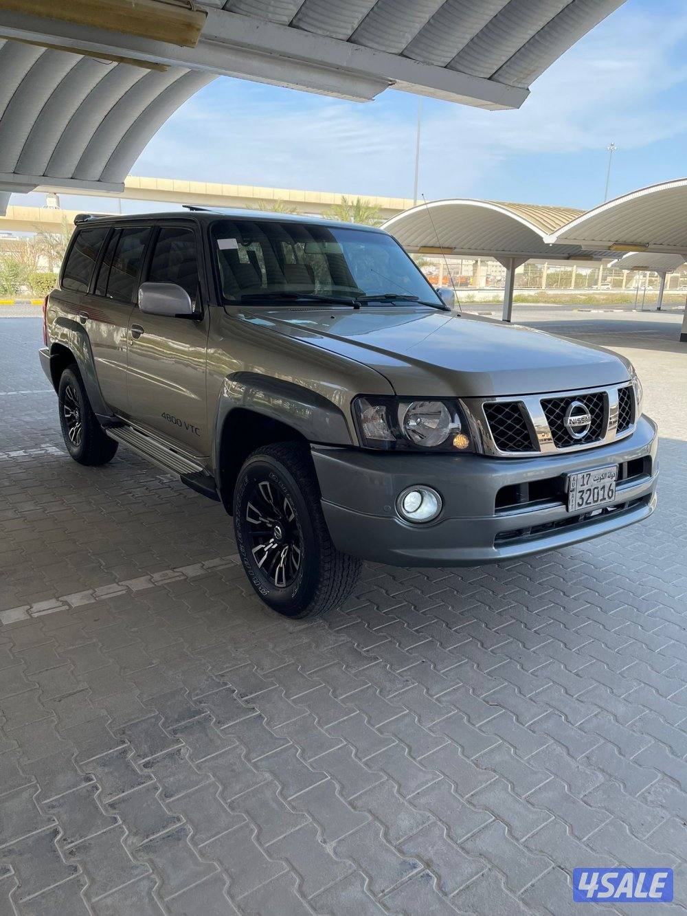 للبيع سوبر سفاري0