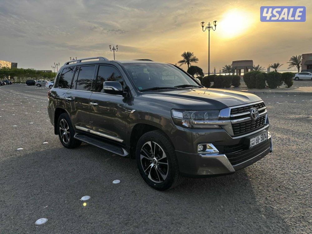 للبيع لاندكروزر 20211