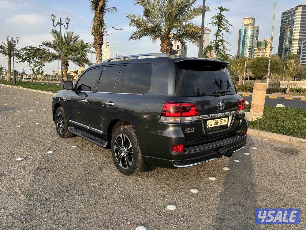 للبيع لاندكروزر 20212